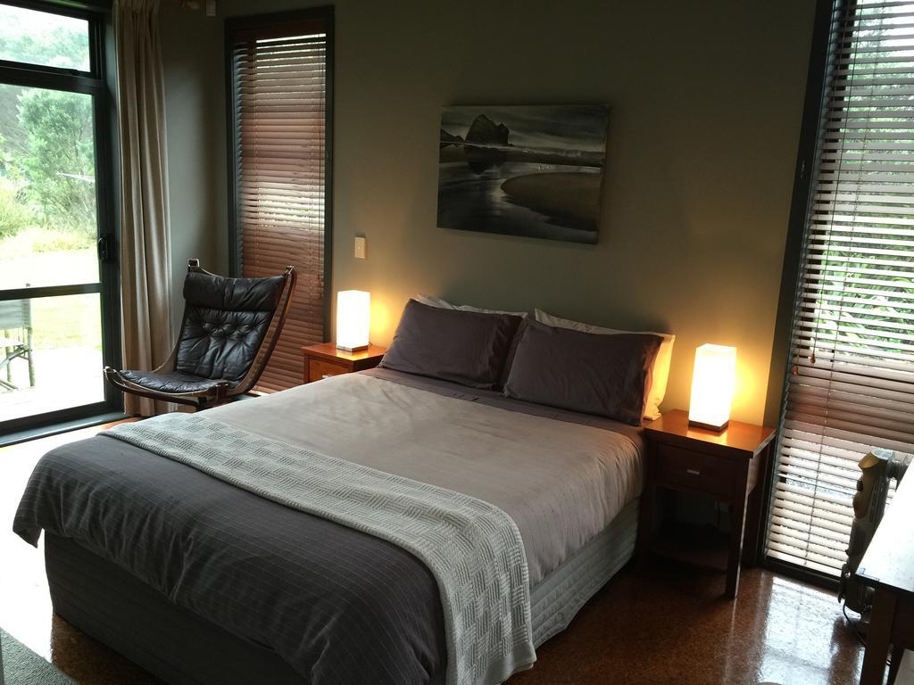 Piha Beachstay Accommodation Exterior photo