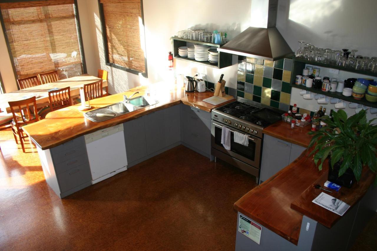 Piha Beachstay Accommodation Exterior photo